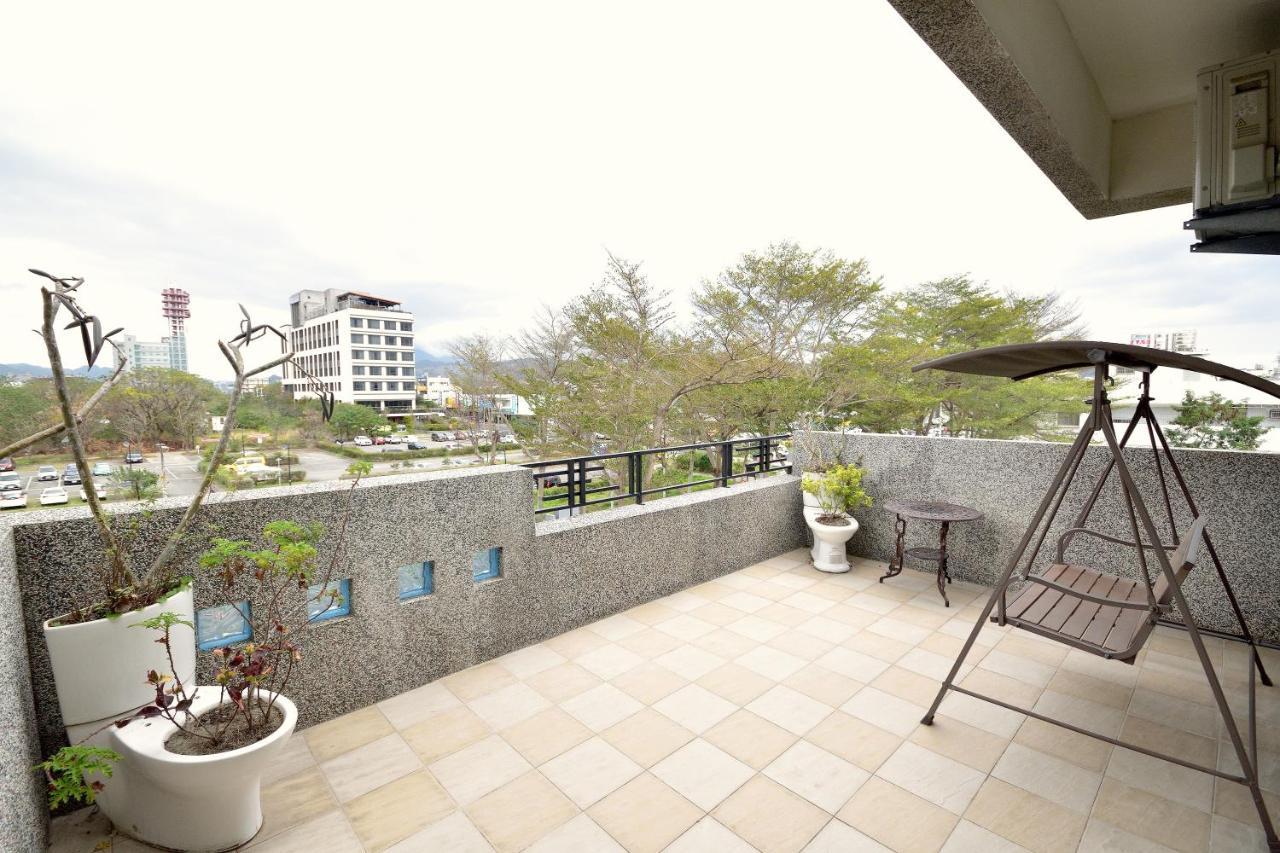 Moon Villa B&B Taitung Экстерьер фото